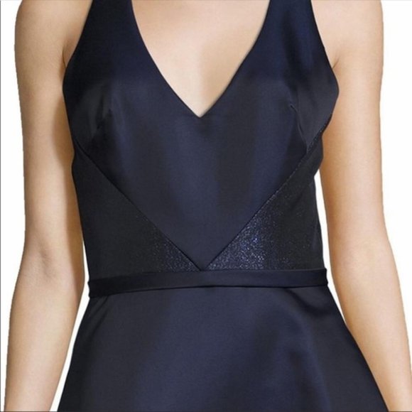 Theia Navy Blue High Low V-Neck Gown Size 10 - Picture 3 of 6